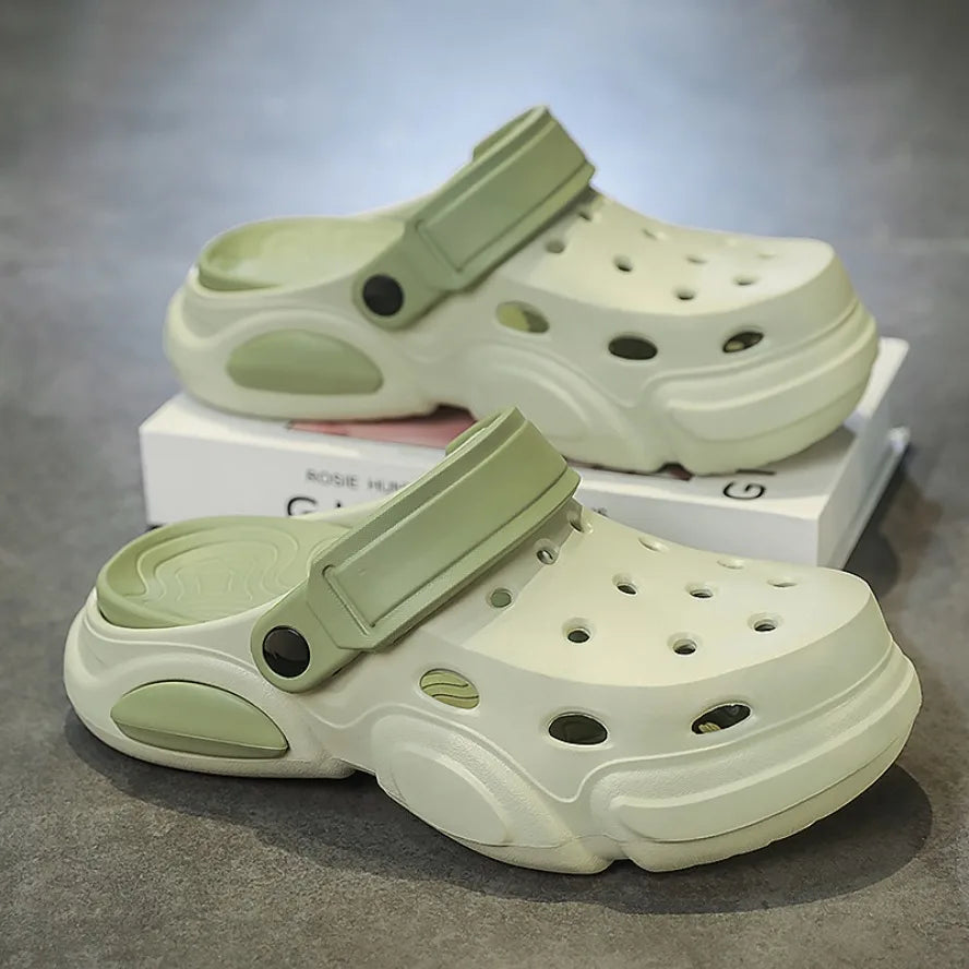 2026Summer Men's Slippers Outdoor Sandals Beach Comfortable EVA Soft Slides Clogs Casual Garden Shoes Men Indoor Home Slippers