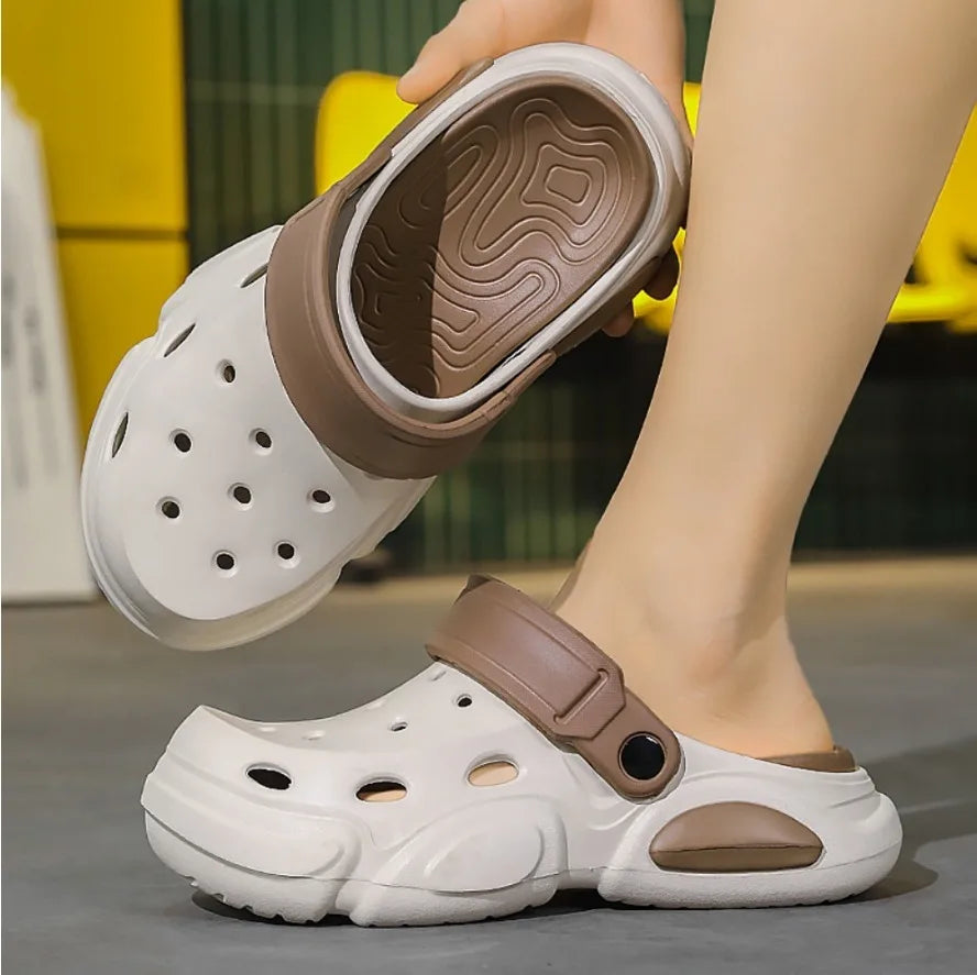 2026Summer Men's Slippers Outdoor Sandals Beach Comfortable EVA Soft Slides Clogs Casual Garden Shoes Men Indoor Home Slippers