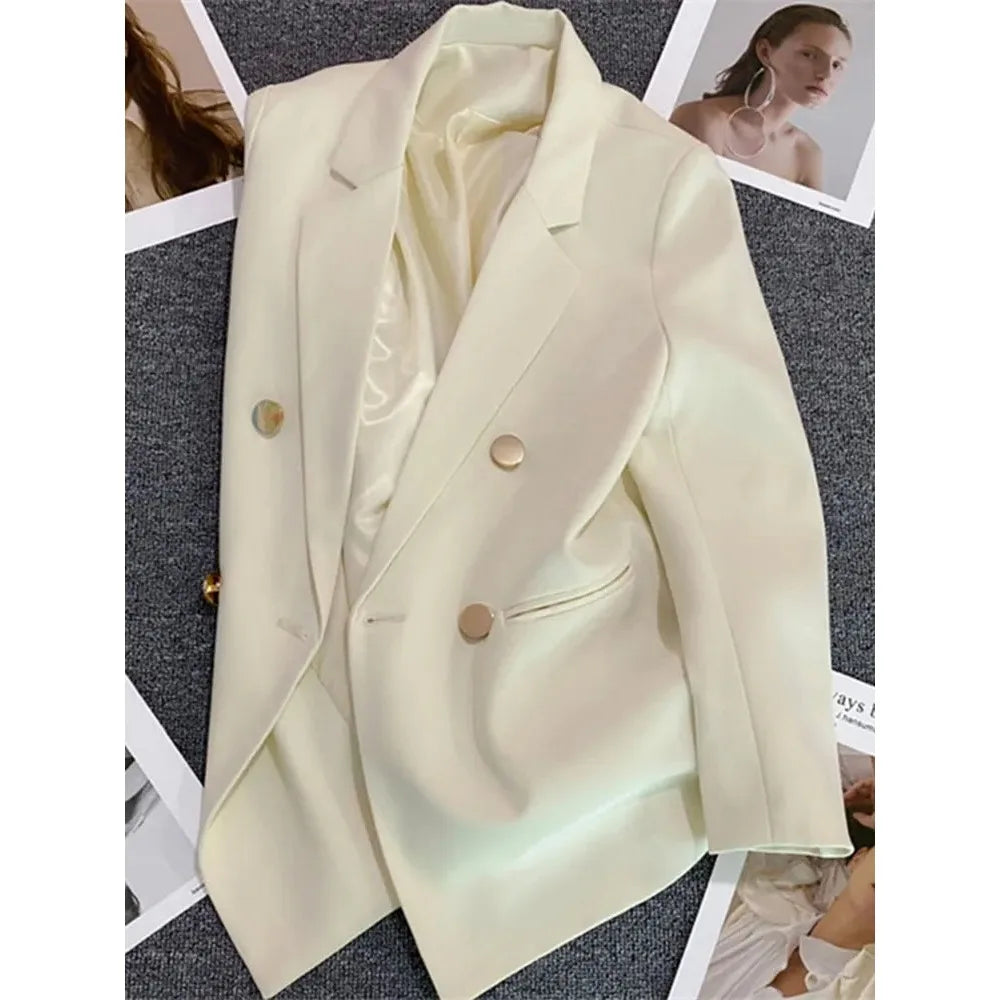 Women's Double-Breasted Blazer – Elegant Korean-Inspired Jacket**

Elevate your wardrobe with this sophisticated women's double-breasted blazer. Featuring a timeless solid-color design and polished silhouette, it’s perfec